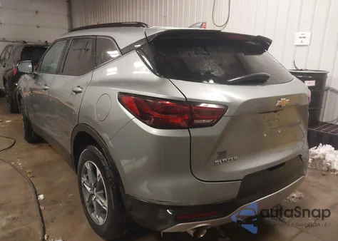 2023 Chevrolet Blazer Fwd 2Lt z USA, uszkodzony, nr VIN 3GNKBCR42PS226674